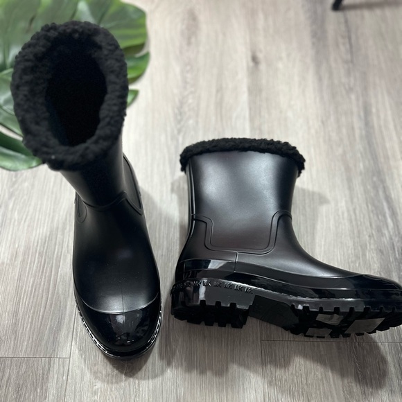 Michael Kors Montaigne Faux Shearling-Line PVC Rain Boot ✨brand new✨ No box - Picture 11 of 11